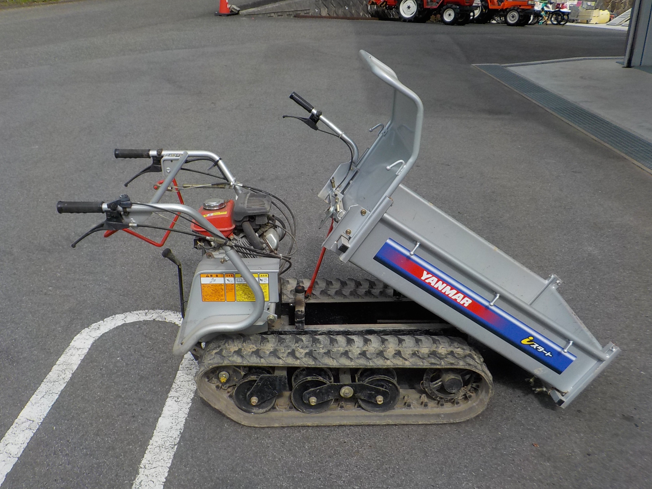 ヤンマー クローラ運搬車 MCG900I 3.3ps 積載重量250㎏ クローラ