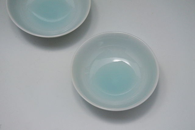 青白磁たまり丸千代口