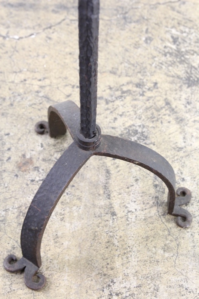 イギリス アンティーク アイアン キャンドルスタンド | キヤアンティークス