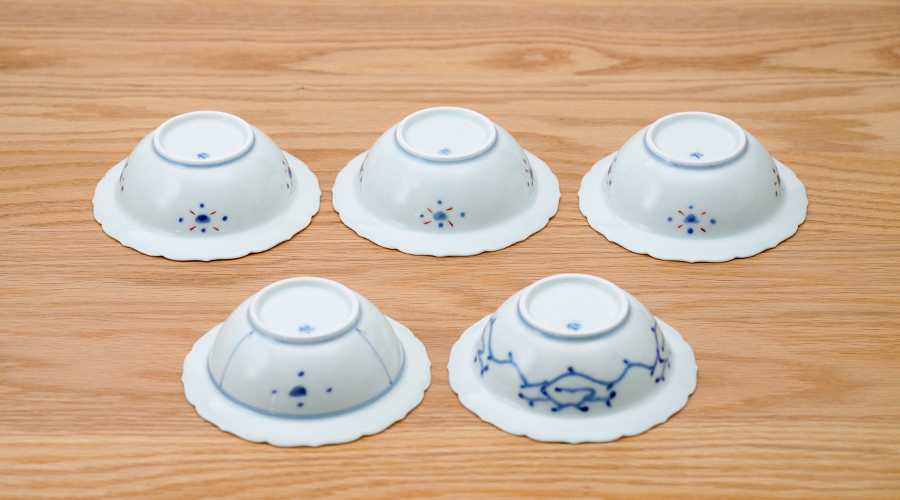 有田焼 福珠窯 「13cm輪花小鉢（5柄）」上品なフォルムと古典的な絵柄