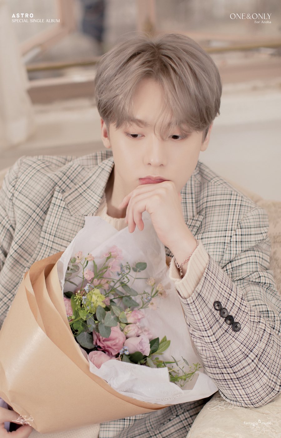 ASTRO Gives Their Warmest Smiles In Teaser Photos For 