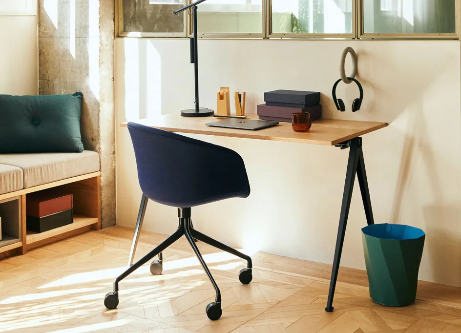 PYRAMID DESK - デスク | 【公式】HAYオンラインストア