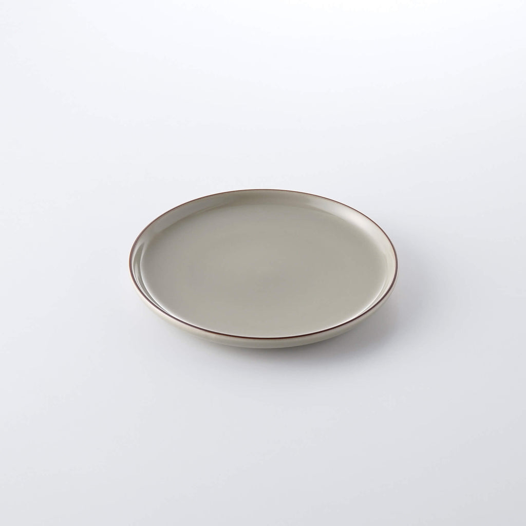 DAYS 18cmプレート サンドグリーンマット | 白山陶器直営オンラインストア