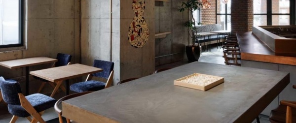 モールテックス カフェのテーブルに施工 | 原田左官工業所