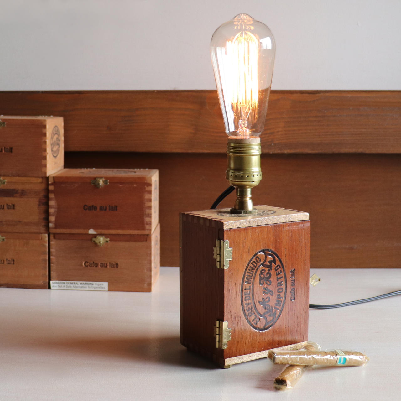 コレクティブルシガーボックスミニテーブルライト卓上照明｜葉巻煙草