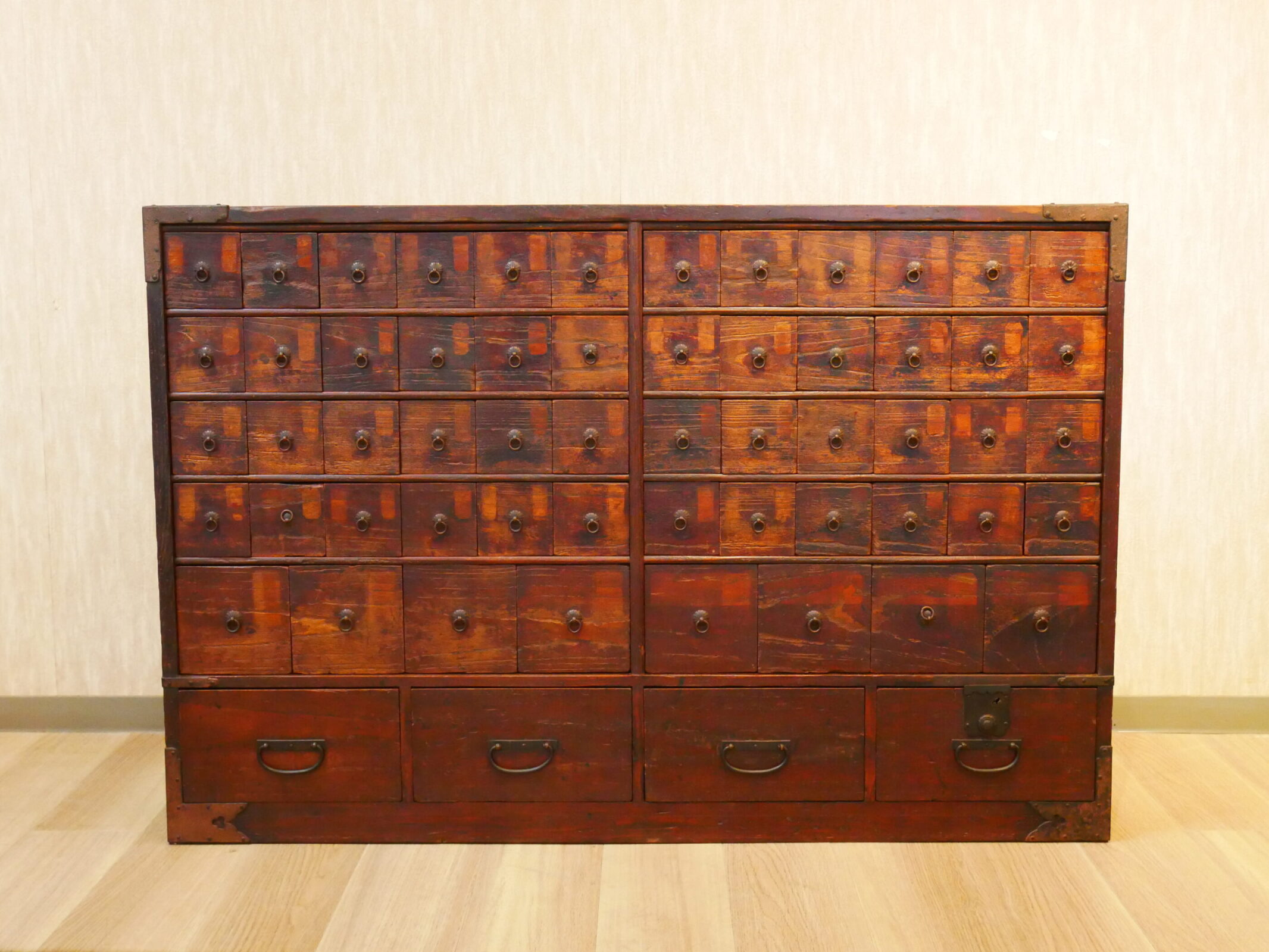 薬箪笥 クリーニング・抽斗調整 | 制作事例 | 木工房ひのかわ | 創作