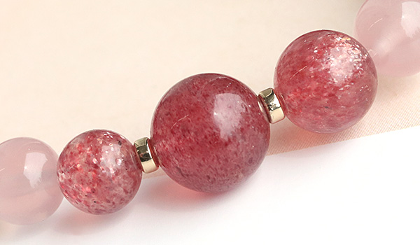 限定商品】デザインブレス【幸せな苺Ver.7】（マイカインストロベリー