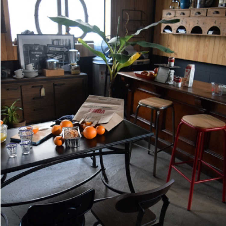 CH-3266 おしゃれバースツール｜ウッド＆スチール製・完成品