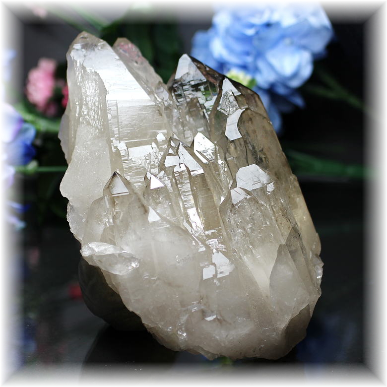 ブラジル産]天然スモーキーシトリンクォーツ（カテドラルクラスター