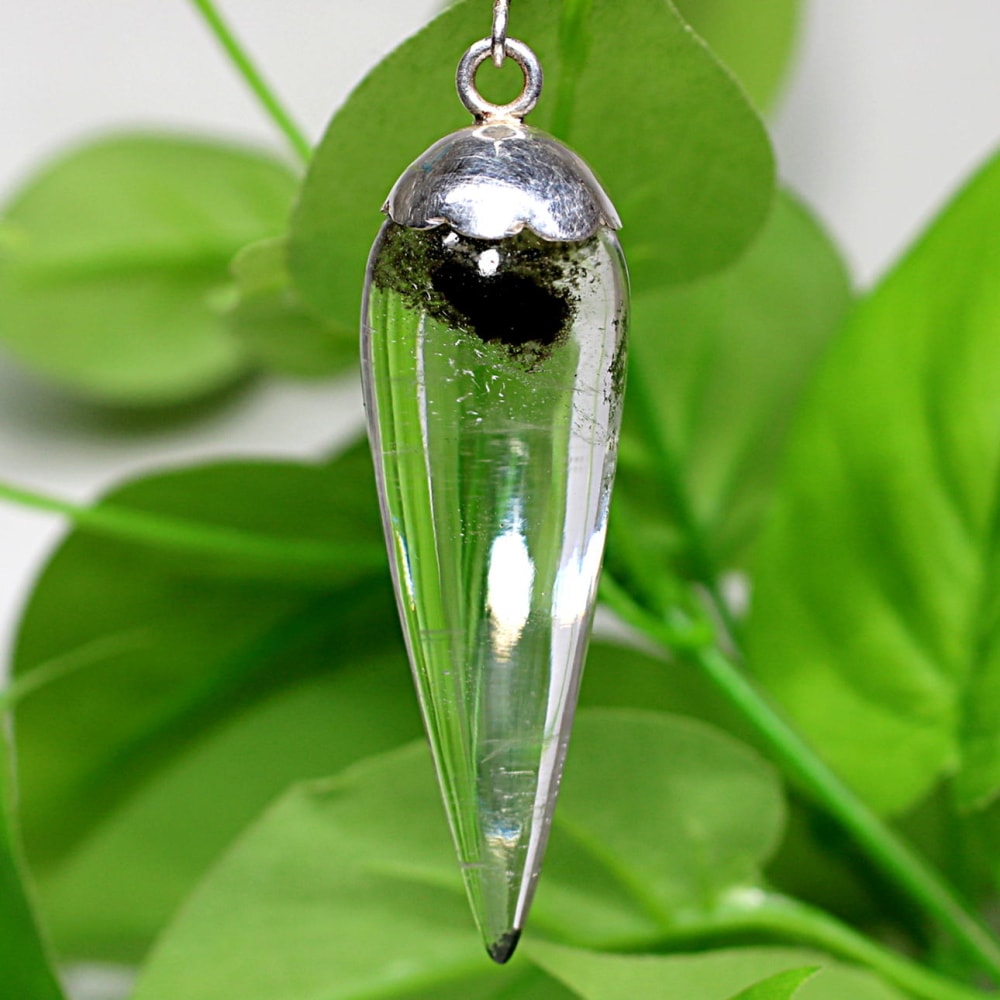 ガネッシュヒマール産]ヒマラヤ水晶ペンデュラム/クローライト内包＆一