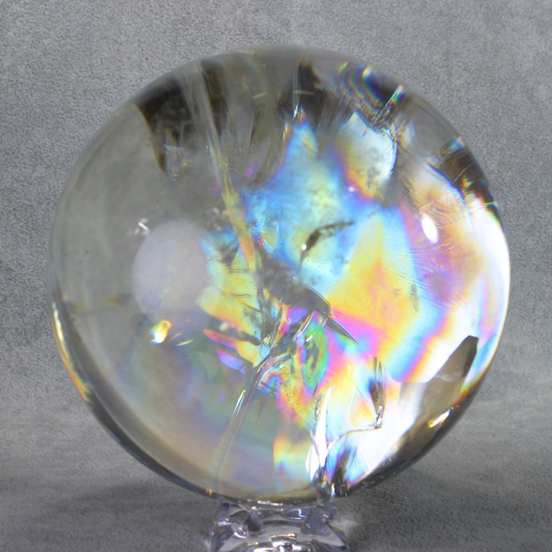 スーパートップクオリティ]レインボー水晶丸玉/アイリスクォーツ