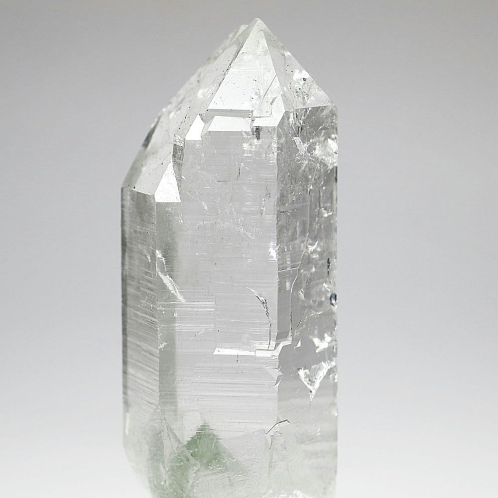 高品質+]インド/マニハール産ヒマラヤ水晶ナチュラルポイント/グリーン