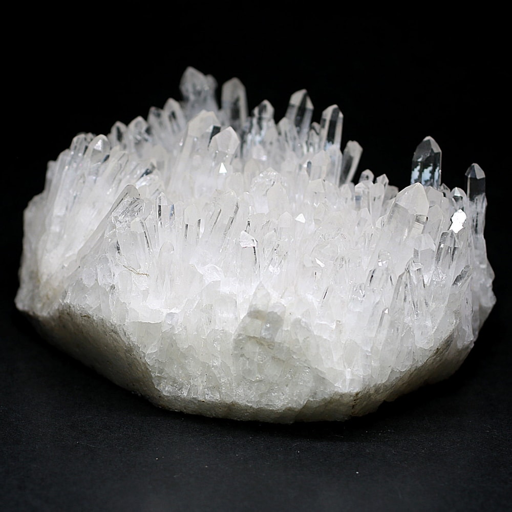 中国/四川省産]水晶クラスター/原石（専用木製台座付） - 埼玉県吉川市