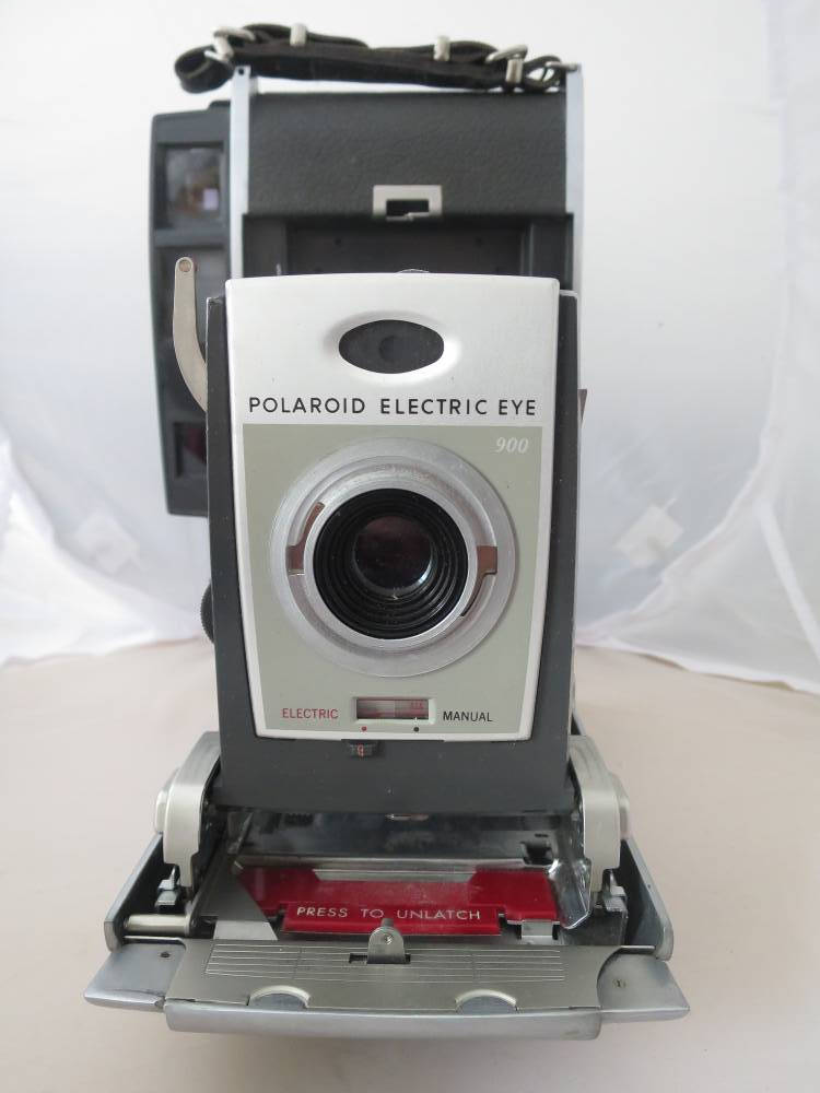 Polaroid 900 