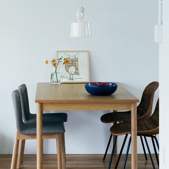 STILT CHAIR Blue｜リビング・ダイニングチェア｜IDEE SHOP Online