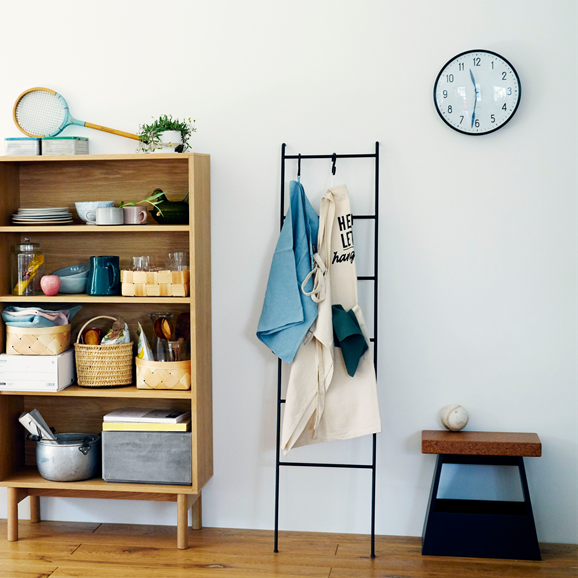 FUMIDAI Stool Black｜スツール｜IDEE SHOP Online