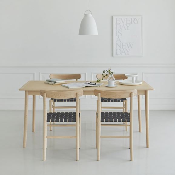受注生産品】マルニ木工 LIGHTWOOD DINING TABLE 1600 Oak｜ダイニング