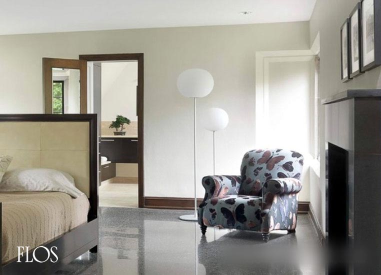 GLO-BALL F3 グローボールF3（シルバー）フロアスタンド ｜ FLOS