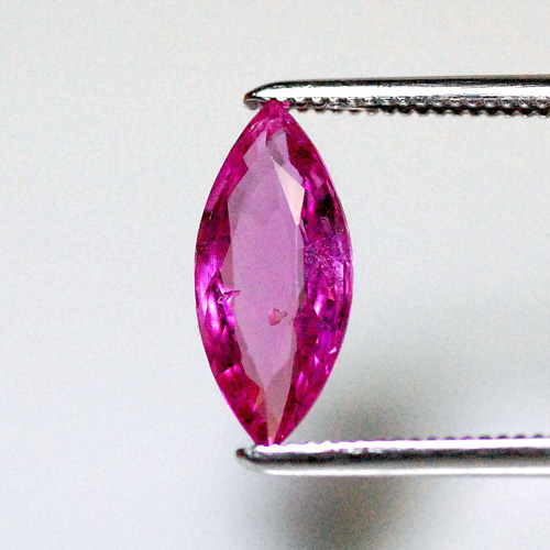 チタン酸ストロンチウム [016201-2773] : 天然石、宝石ルース(裸石