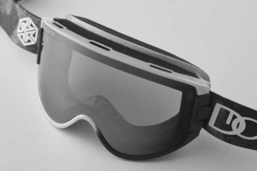 送料無料】DICE GOGGLE LIMITED MODEL GOODMAN BLACKOUT 25-26 ダイス