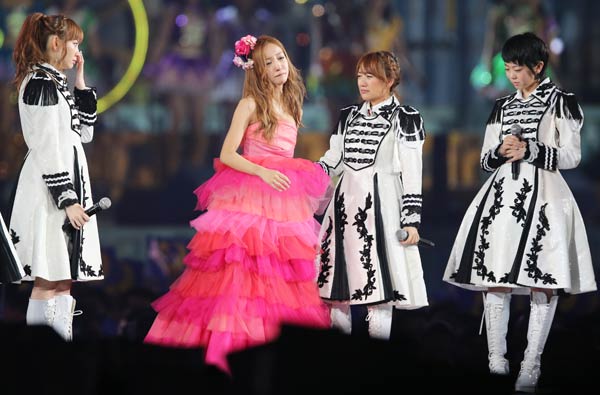 AKB48の「5大ドームツアー」東京公演の最終日、…：板野友美さん