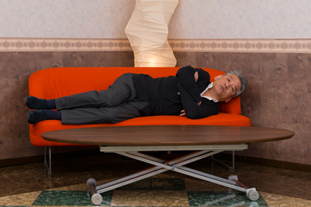 自分にベストな高さのテーブルを見つける！オーダー家具のように自分に