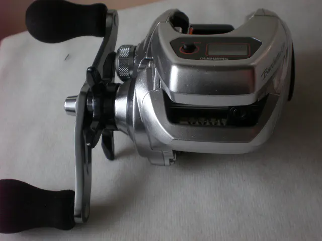 バルケッタCI4+300HG - 18,400円 : 海釣り、船釣り専門店の沖三昧