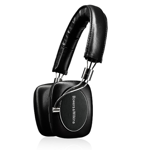 B&Wのワイヤレスヘッドホン「P5 Wireless」のご紹介です。