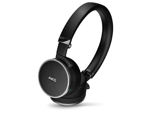 AKGのヘッドホン、N60NCのご紹介です。