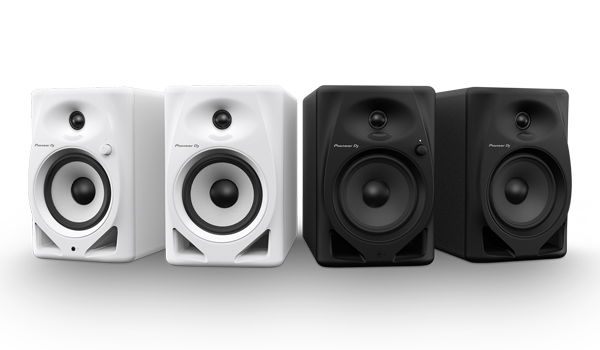 Pioneer DJから高音質モニタースピーカーDM-50Dが誕生！