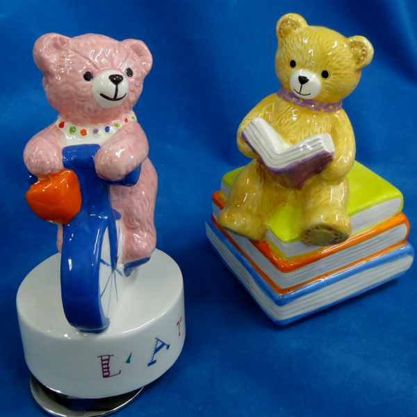 在庫処分の為70％オフ】陶器のテディベア 回転オルゴール 2種類 自転車