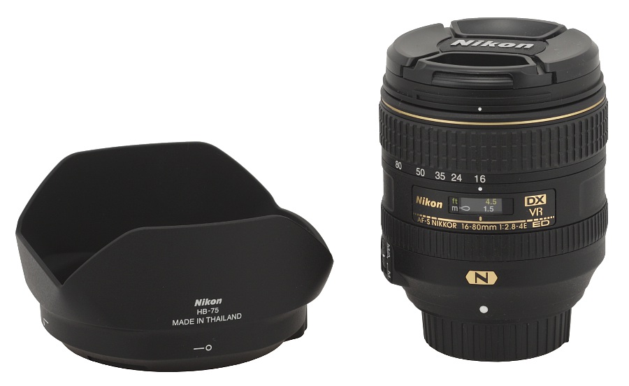 Nikon Nikkor AF-S DX 16-80 mm f/2.8-4E ED VR review - Build