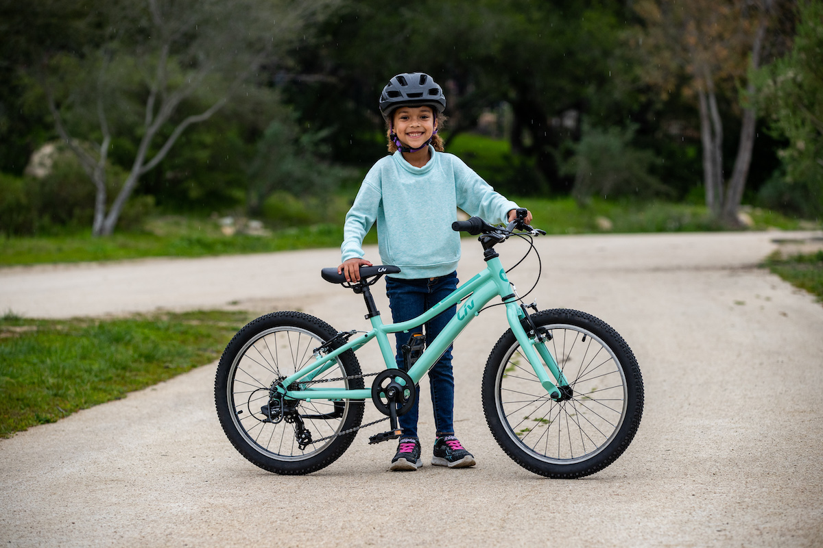 2023 Liv Cycling | ENCHANT 20 LITE