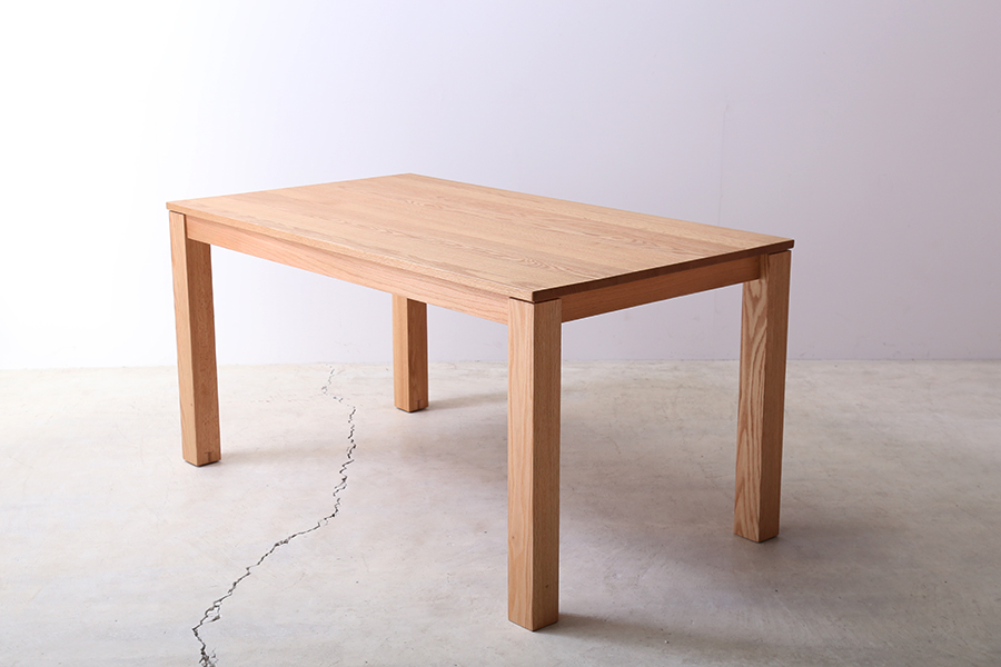 SE 伸長式無垢材ダイニングテーブル WN(ウォールナット