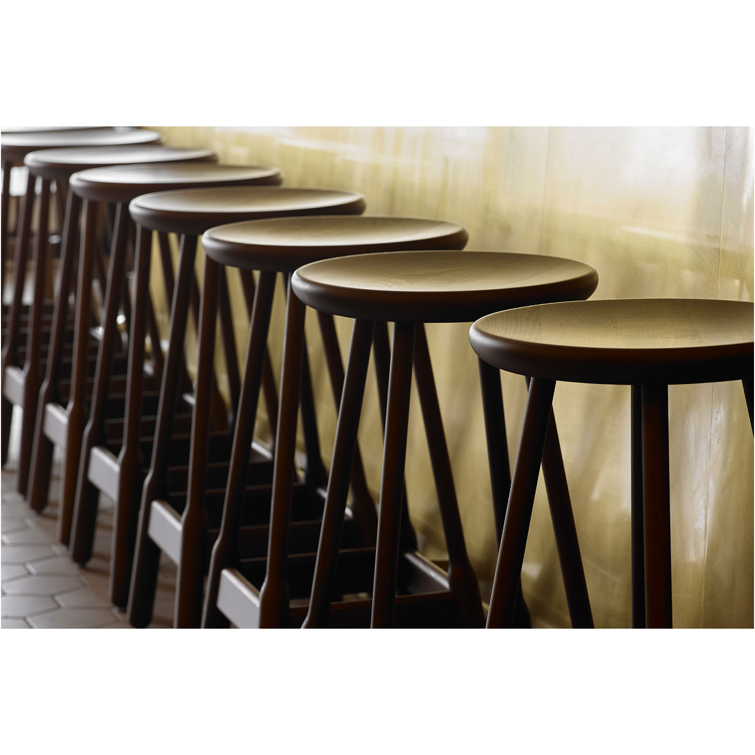 MASSPRODUCTIONS（マスプロダクションズ ）Albert バースツール