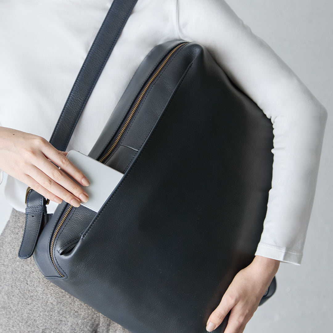 Kazematou Backpack Plus – マザーハウス 公式サイト