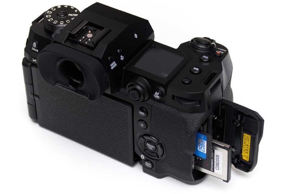 おすすめのメモリーカード： 富士フイルム X-H2 [CFexpress