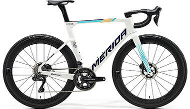 メリダ -MERIDA- | ラインナップ | ロードバイク | REACTO 5000