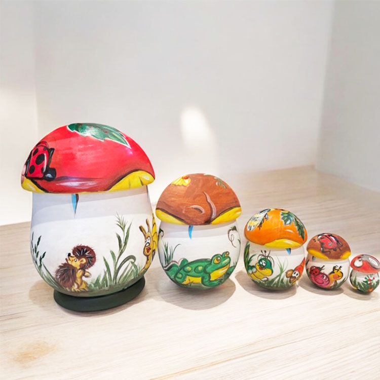 ロシア雑貨店マリンカ / 限定入荷 キノコマトリョーシカvr226-5p