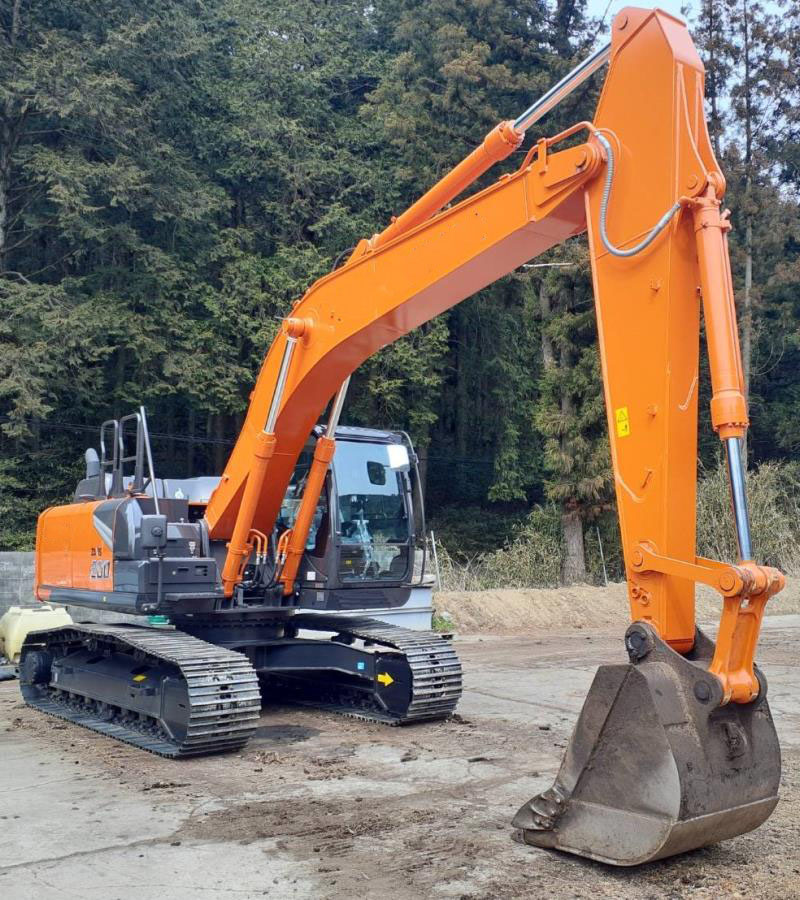 日立油圧ショベル 「ZX200-7」 新車納車させていただきました