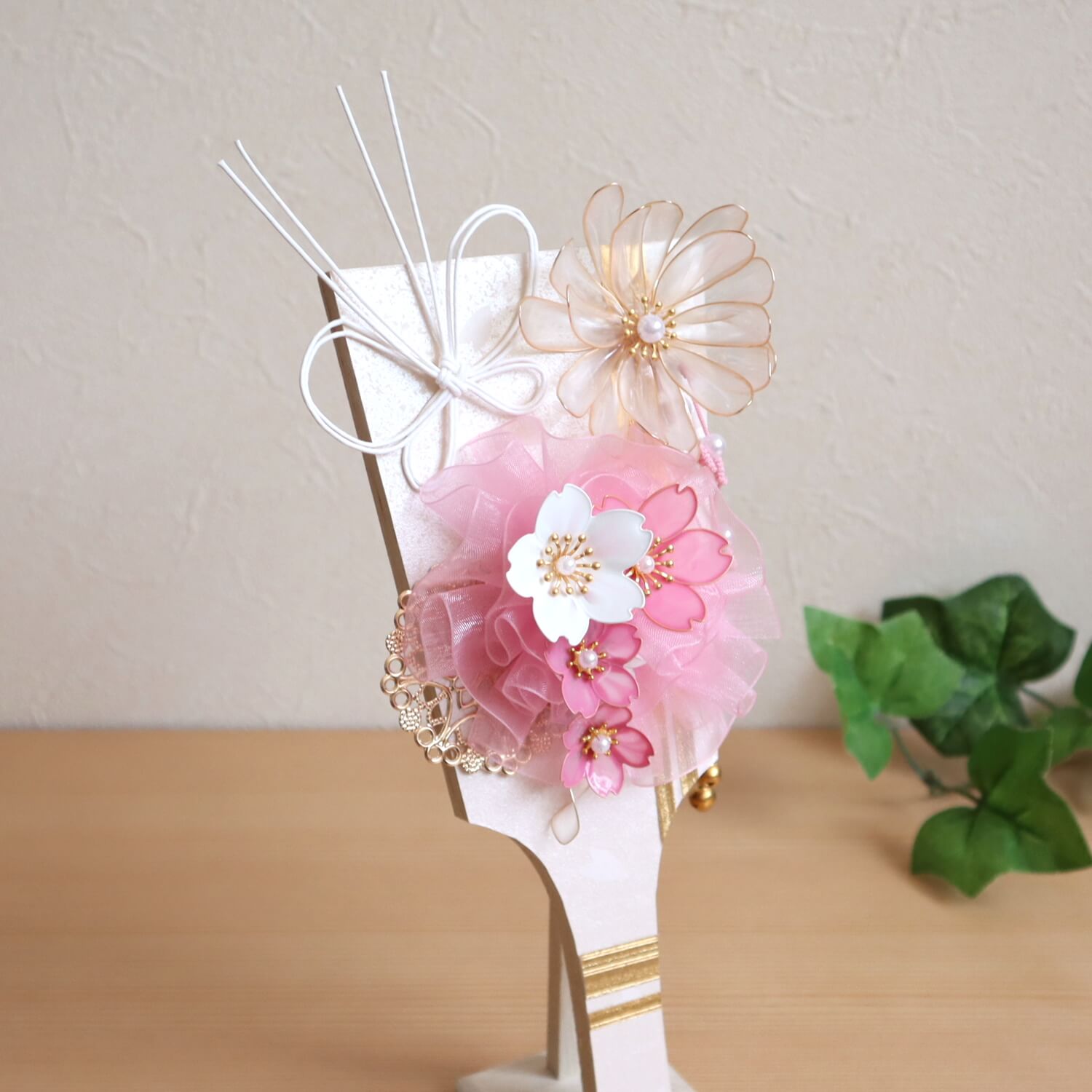 新作 クリアフラワー羽子板 選べる3種 (白/ピンク/ボルドー) 桜 水引