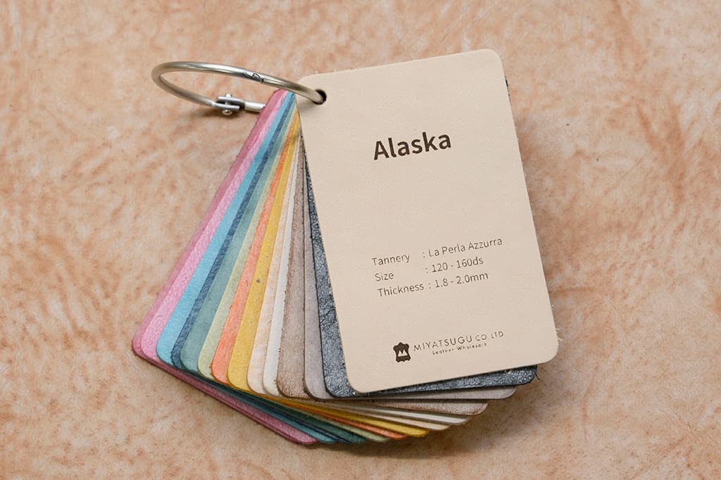 カラーカード（スワッチセット）｜革販売ミヤツグ - 皮革専門卸の直営