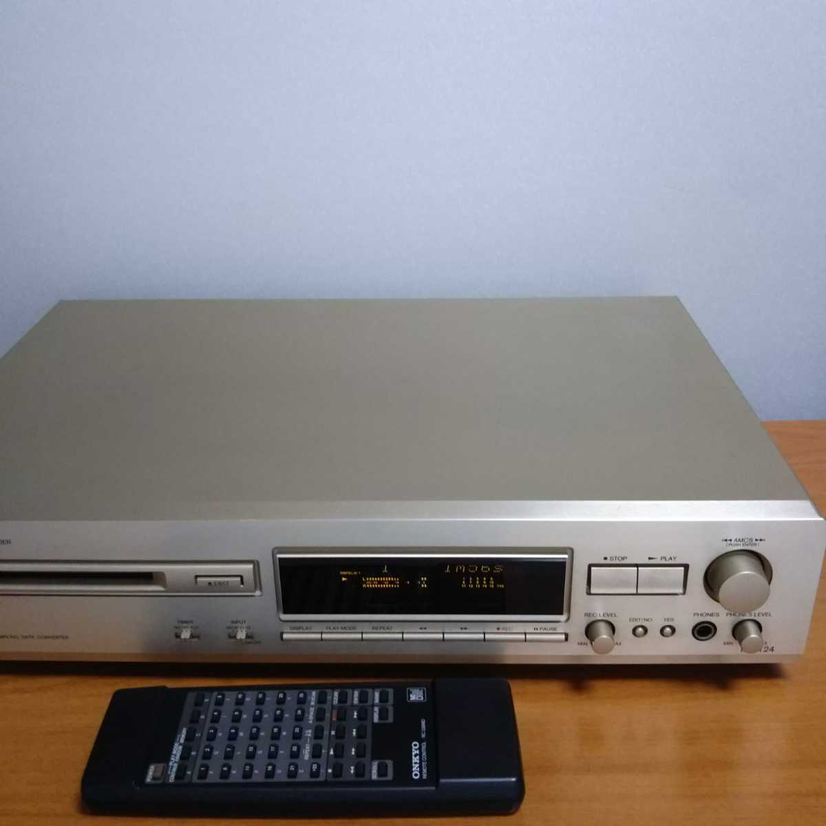 Onkyo MD-124 [MiniDisc Wiki]