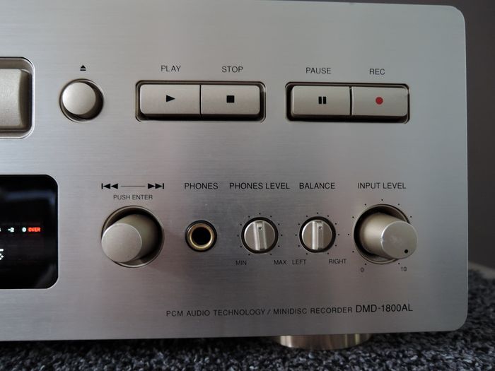 Denon DMD-1800AL [MiniDisc Wiki]