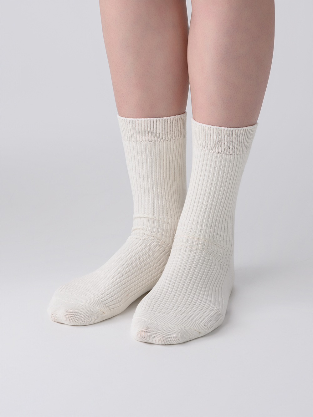 ReD（レッド）ソックス［クルー丈］ ホワイト 23-25 | ReD公式