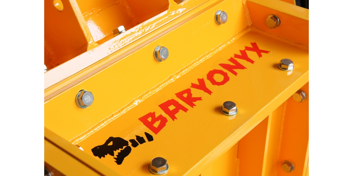 粉砕機】バリオニクス(BRX) │ GMP対応粉砕機 | スーパークリーンミル