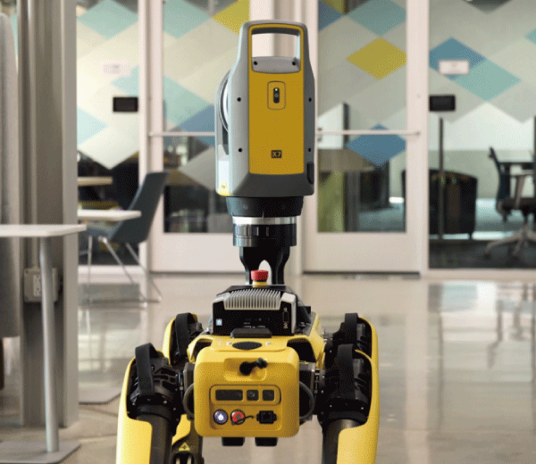 最先端技術でDXを加速する「自律四足歩行ロボット + Trimble X7
