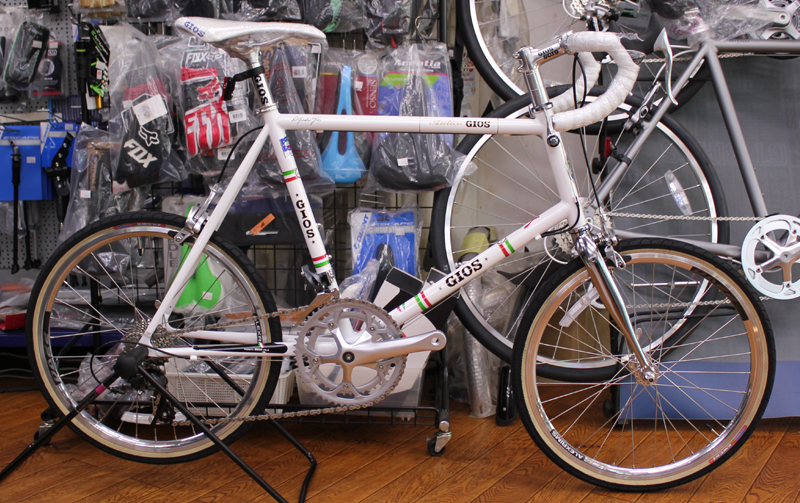 GIOSの2020年モデルのミニベロANTICOが入荷いたしました。