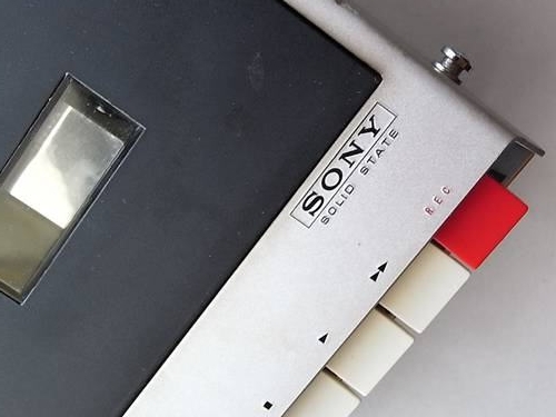 ソニーカセットテープレコーダー