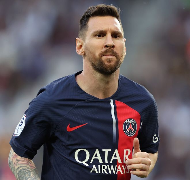 バルサに帰りたかった。だけど…」なぜメッシは愛する古巣に復帰し